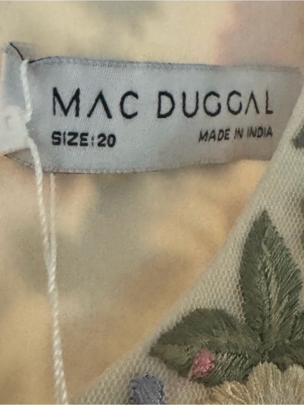 Mac Duggal Cream Floral Embroidered Long Sleeve Dress Size 20 - Picture 3 of 6